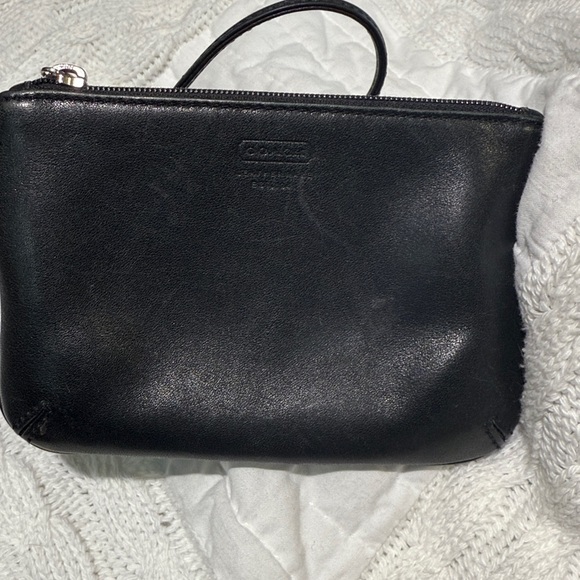Vintage Black Coach Wristlet - Picture 10 of 12